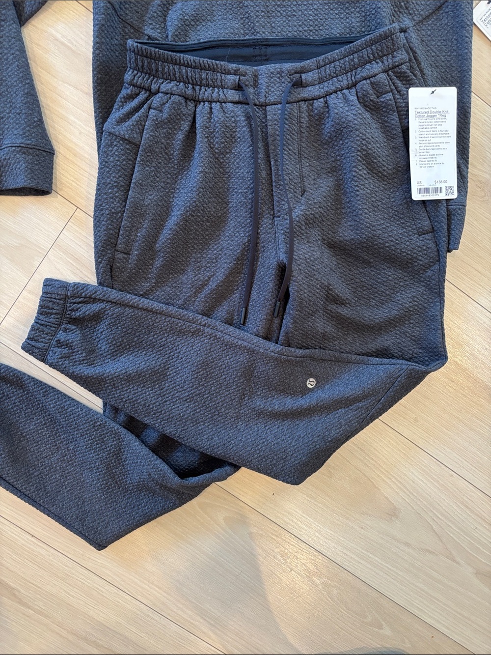 lululemon matching set Textured Double Knit Cotton joggers and hoodie - Picture 3 of 6